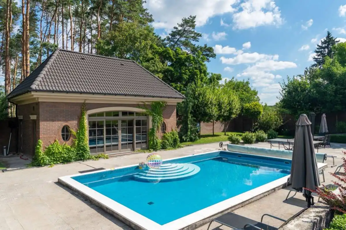 Pool Leak Detection & Crack Repair in Corpus Christi, TX